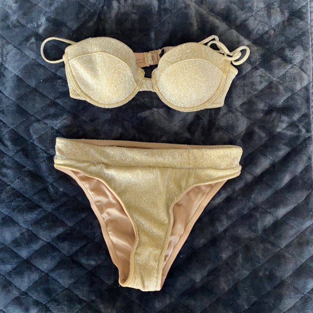 Triangl Gold high waisted Bikini